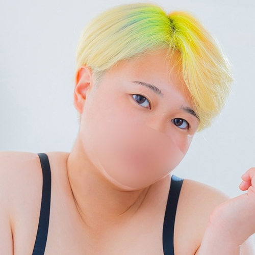 ルナ（BOYISH）